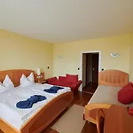 Szálloda Retro Lido -